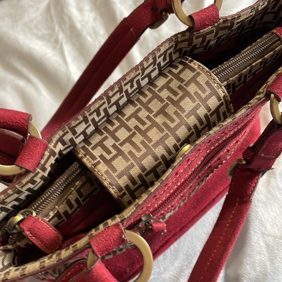 Tommy Hilfiger Red Leather Trimmed Multi Pocket Shoulder Bag/Purse - Picture 11 of 16